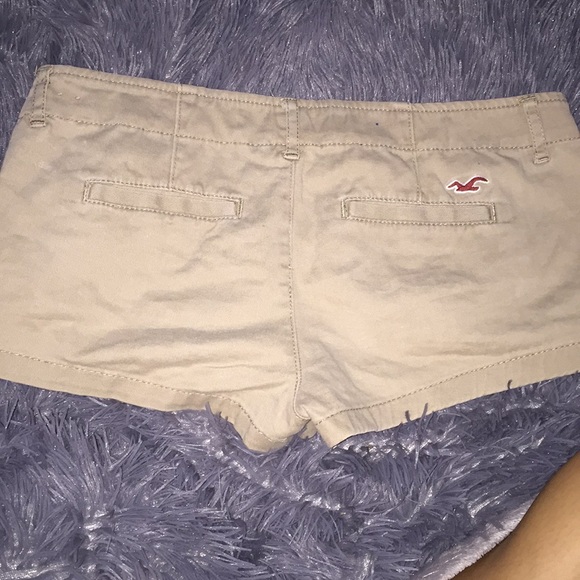 Shorts - Picture 3 of 3